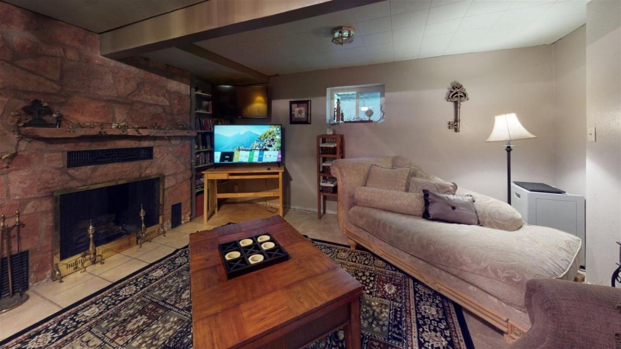 Villa 1950_Woodburn à Colorado Springs Extérieur photo