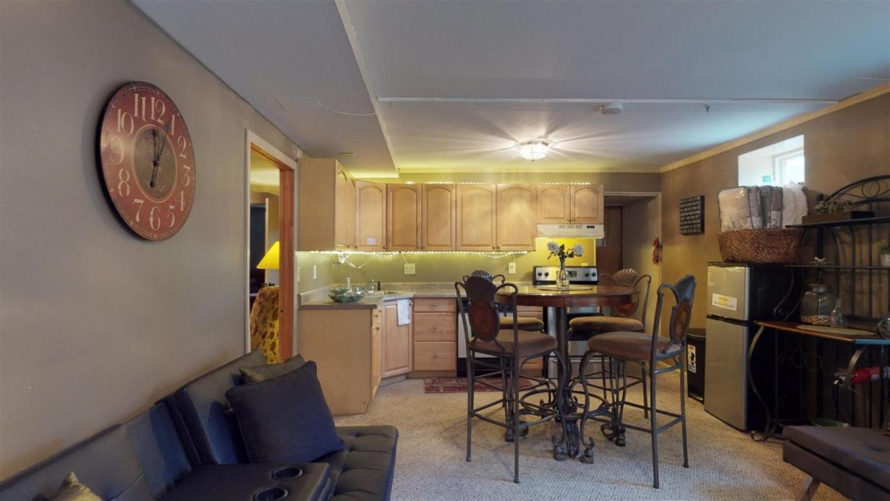 Villa 1950_Woodburn à Colorado Springs Extérieur photo