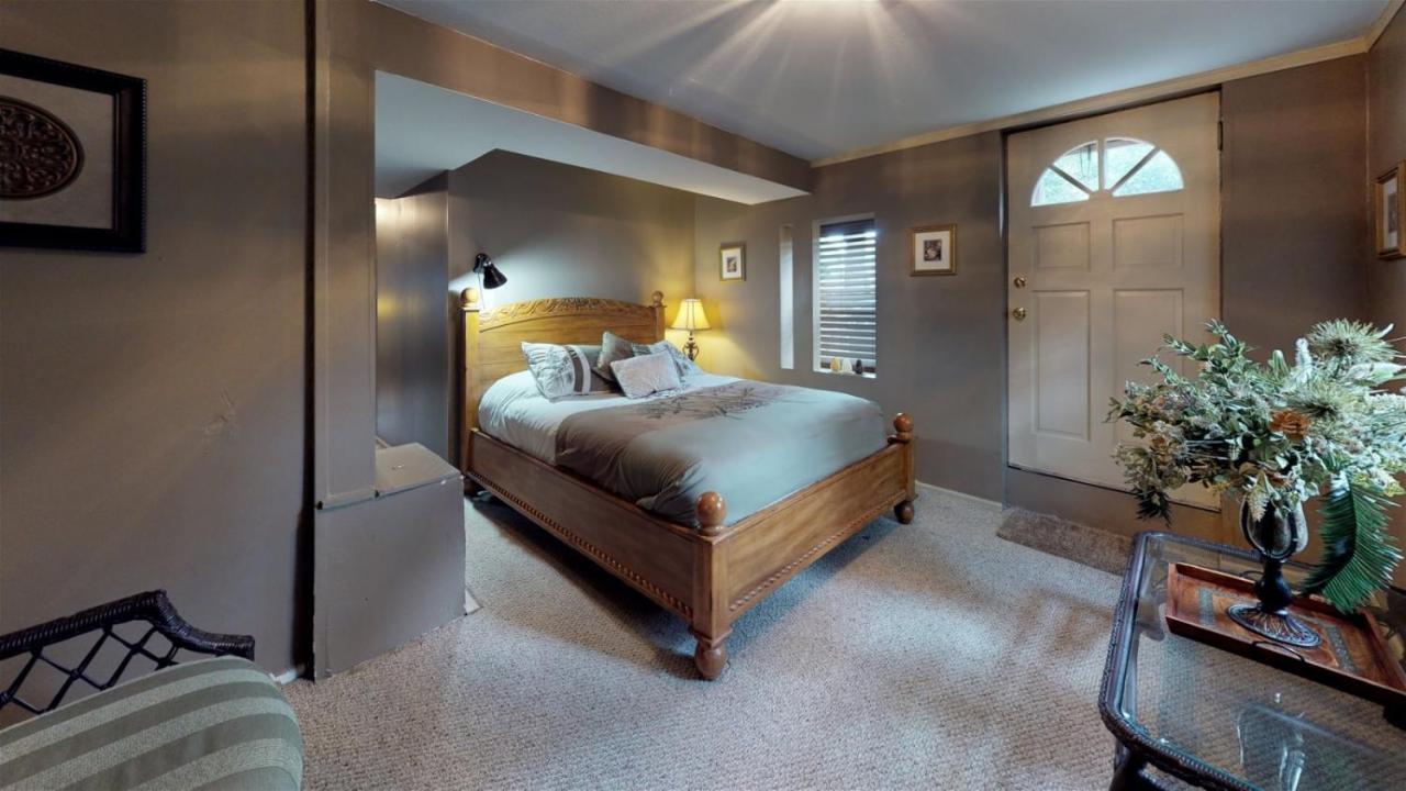 Villa 1950_Woodburn à Colorado Springs Extérieur photo